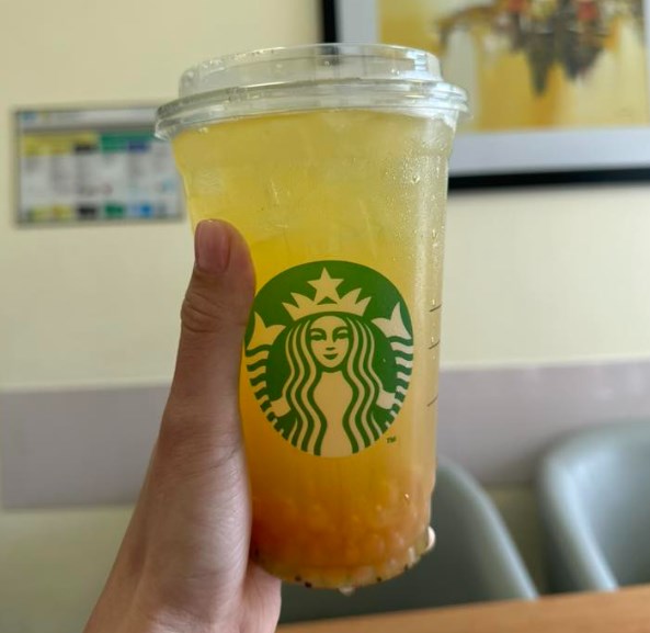 Starbucks Refreshers™ m&#249;a h&#232;: Khi kiwi, sữa dừa v&#224; thạch nổ l&#224;m n&#234;n cơn sốt vị gi&#225;c - Ảnh 2