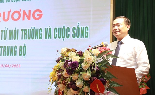 &Ocirc;ng Nguyễn Văn To&agrave;n &ndash; B&iacute; thư chi bộ, Tổng bi&ecirc;n tập Tạp ch&iacute; điện tử M&ocirc;i trường v&agrave; Cuộc sống ph&aacute;t biểu tại buổi khai trương