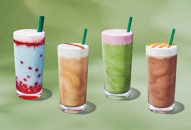 Từ trái qua: Firework Frappuccino và ba phiên bản Strato mới, dự kiến ra mắt 4/7, là “màn pháo hoa” hương vị mừng Quốc khánh Mỹ.