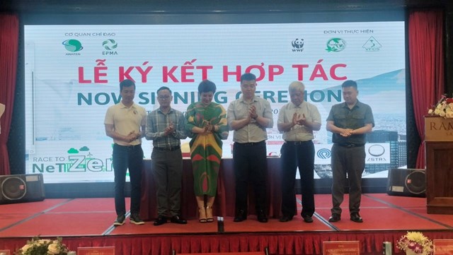 K&yacute; kết bi&ecirc;n bản hợp t&aacute;c giữa c&aacute;c tổ chức doanh nghiệp quốc tế, FDI tại Việt Nam về ph&aacute;t triển c&ocirc;ng nghệ kiểm k&ecirc; kh&iacute; nh&agrave; k&iacute;nh, thị trường c&aacute;c-bon