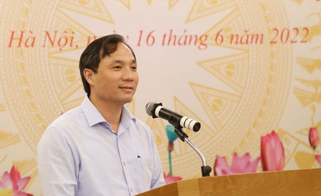 Bí thư Tỉnh ủy Hoàng Trung Dũng.