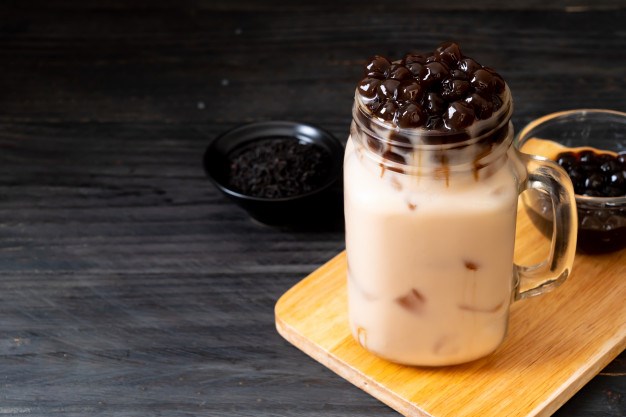Người Việt uống bao nhi&ecirc;u tr&agrave; sữa mỗi năm? &nbsp;
