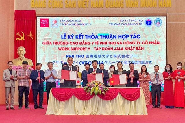 Trường Cao đẳng Y tế Ph&uacute; Thọ k&yacute; kết hợp t&aacute;c với C&ocirc;ng ty CP nh&acirc;n lực Work Support Y - Tập đo&agrave;n Jala Nhật Bản &nbsp;