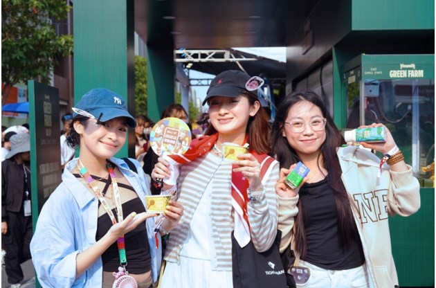 Vinamilk Green Farm thu h&uacute;t người ti&ecirc;u d&ugrave;ng thế hệ mới nhờ sự đổi mới &ndash; s&aacute;ng tạo ở cả thương hiệu, sản phẩm v&agrave; c&aacute;ch tiếp cận người d&ugrave;ng (Ảnh: An Minh). &nbsp;