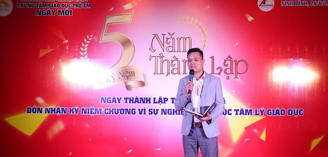 Ông Hoàng Văn Quyết – Giám đốc Trung tâm Giáo dục trẻ em Ngày Mới.