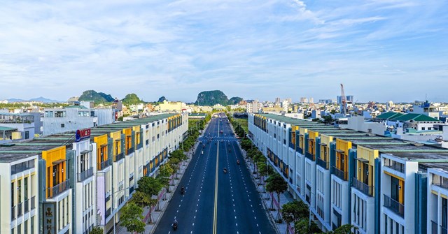 Nam Đ&agrave; Nẵng hội tụ đủ c&aacute;c yếu tố từ cảnh quan thi&ecirc;n nhi&ecirc;n đến hạ tầng hiện đại, trở th&agrave;nh t&acirc;m điểm của thị trường căn hộ. Ảnh: &Aacute;nh Dương. &nbsp;