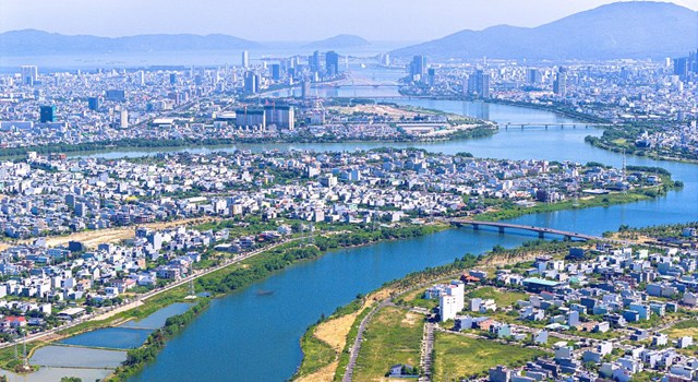 Mạng lưới s&ocirc;ng ng&ograve;i d&agrave;y đặc tại Nam Đ&agrave; Nẵng l&agrave; nền tảng để ph&aacute;t triển dự &aacute;n du lịch đường thủy quy m&ocirc; gần 10.000 tỷ đồng. Ảnh: &Aacute;nh Dương. &nbsp;
