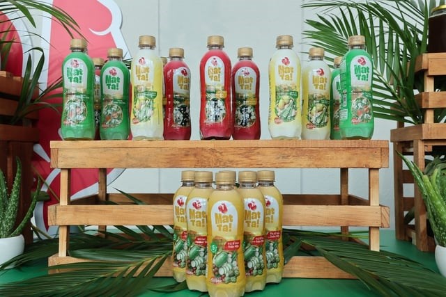 Thị trường nước giải khát: Tân binh chi 80 triệu USD đua công nghệ xanh - Ảnh 2