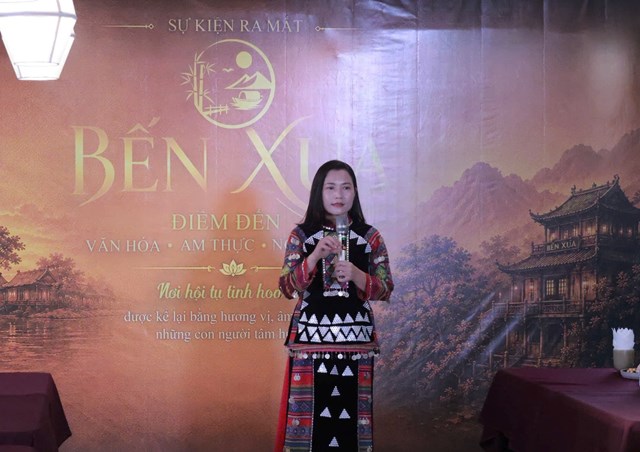 B&agrave; Nguyễn Thị B&igrave;nh- Gi&aacute;m đốc HTX N&ocirc;ng nghiệp Dược liệu Thi&ecirc;n Ph&uacute;c&nbsp; &nbsp;