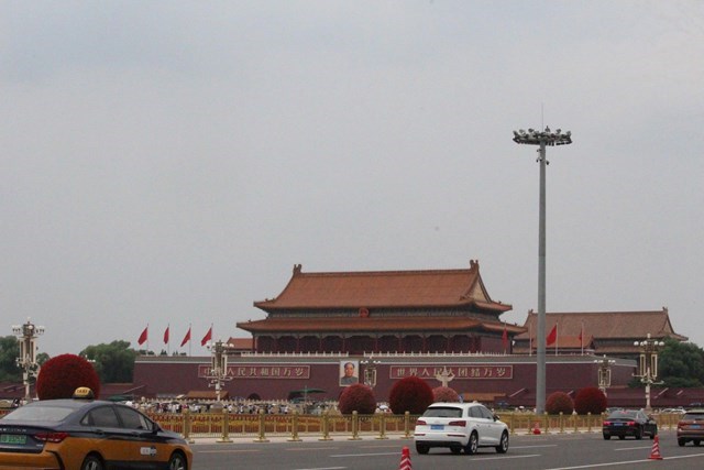 Biển số xanh l&aacute; &ndash; dấu hiệu nhận diện &ocirc; t&ocirc; điện tr&ecirc;n đường phố Trung Quốc (Ảnh Quốc Kh&aacute;nh)