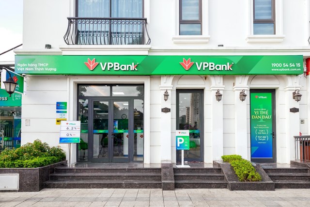 VPBank thuộc Top 3 c&aacute;c ng&acirc;n h&agrave;ng c&oacute; chỉ số về mức độ h&agrave;i l&ograve;ng v&agrave; sẵn s&agrave;ng giới thiệu thương hiệu cao nhất &nbsp;