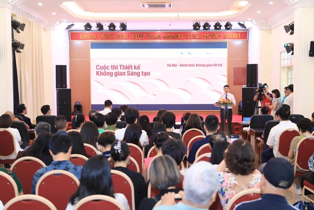 Quang cảnh buổi lễ &nbsp;