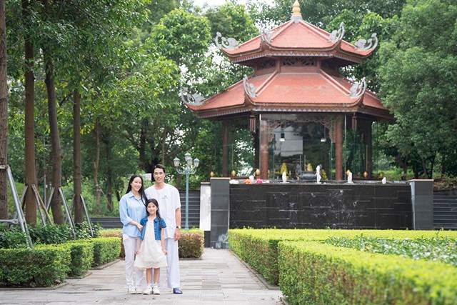 Kh&ocirc;ng gian xanh m&aacute;t tại Phương Đ&ocirc;ng - nơi thi&ecirc;n nhi&ecirc;n trở th&agrave;nh một phần của liệu ph&aacute;p chữa l&agrave;nh, ru &ecirc;m t&acirc;m tr&iacute; v&agrave; thắp s&aacute;ng niềm tin cho người bệnh &nbsp;