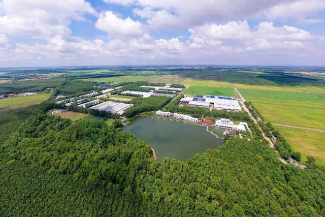 Trang trại “Green Farm”, “trung h&#242;a Carbon” – những bước ch&#226;n đầu ti&#234;n của Vinamilk trong lộ tr&#236;nh đến Net Zero - Ảnh 1