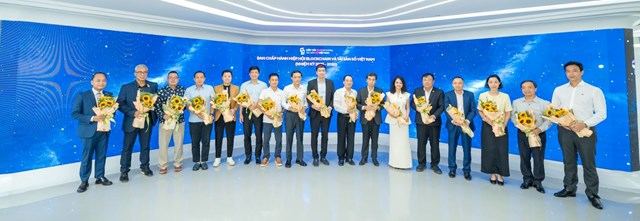 100% đại biểu đồng &yacute; với việc đổi t&ecirc;n Hiệp hội th&agrave;nh Hiệp hội Blockchain v&agrave; T&agrave;i sản số Việt Nam &nbsp;