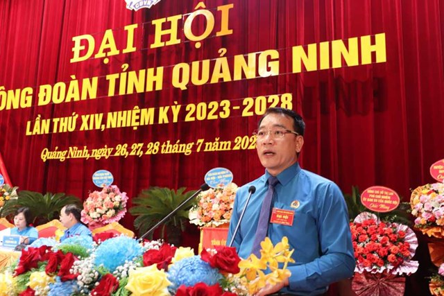 Đồng ch&iacute; T&ocirc; Xu&acirc;n Thao, Chủ tịch LĐLĐ tỉnh Quảng Ninh kh&oacute;a XIV, nhiệm kỳ 2023- 2028 ph&aacute;t biểu bế mạc Đại hội.