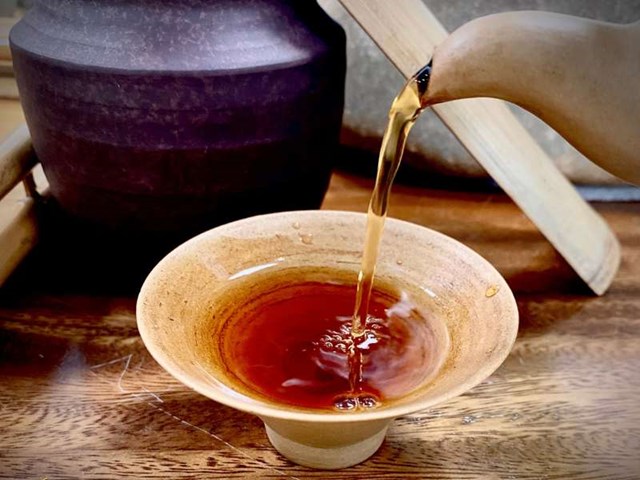 Thật thú vị khi ba quốc gia uống nhiều trà nhất thế giới lại không nằm trong nhóm sản xuất trà hàng đầu, cho thấy trà là lựa chọn văn hóa hơn là yếu tố địa lý.