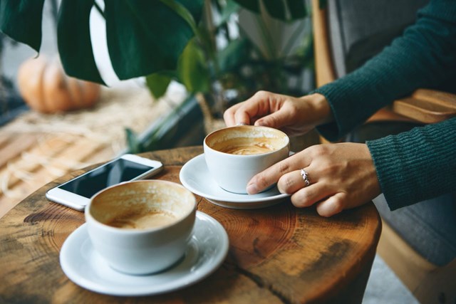Người cao tuổi n&#234;n uống bao nhi&#234;u c&#224; ph&#234; mỗi ng&#224;y? - Ảnh 2
