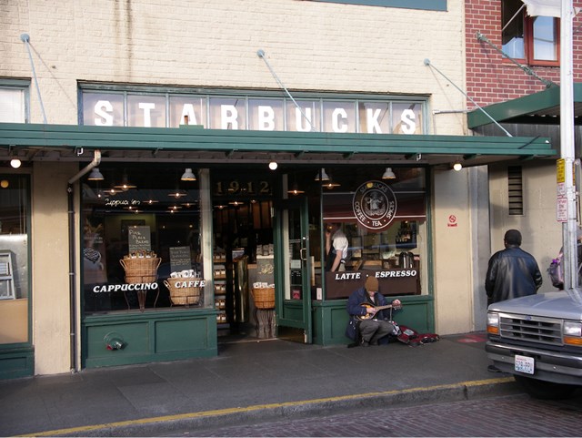Tr&#224; tr&#225;i c&#226;y Starbucks – M&#249;a h&#232; tỉnh thức trong mỗi ngụm tr&#224; - Ảnh 1