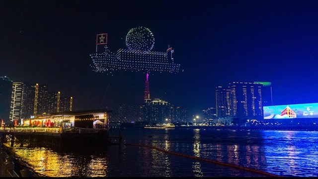 Theo tiết lộ của BTC, m&agrave;n tr&igrave;nh diễn của 1.000 drone tại sự kiện sẽ v&ocirc; c&ugrave;ng đặc sắc. Đ&acirc;y cũng l&agrave; drone show lớn nhất từ trước tới nay ở T&acirc;y Ninh. (Ảnh: COREX) &nbsp;