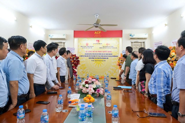 Lễ c&#244;ng bố v&#224; trao quyết định bổ nhiệm chức vụ Ph&#243; Chủ tịch thường trực Hội đồng Quản l&#253; Quỹ Chống h&#224;ng giả v&#224; Tổng bi&#234;n tập Tạp ch&#237; Điện tử Kỹ thuật Chống h&#224;ng giả v&#224; Gian lận thương mại - Ảnh 9