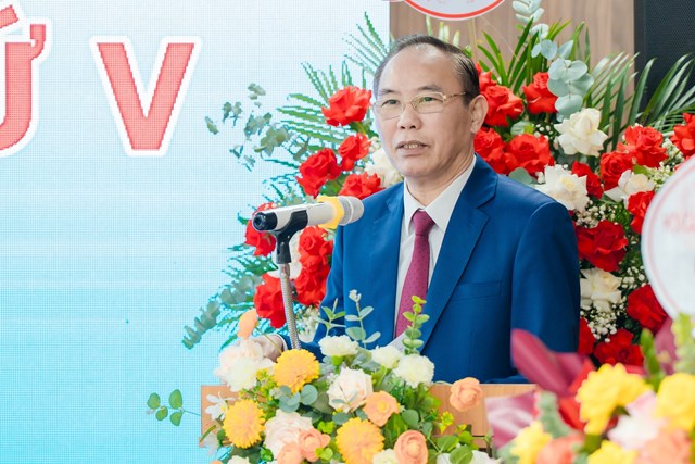 &Ocirc;ng Ph&ugrave;ng Đức Tiến - Thứ trưởng Bộ N&ocirc;ng nghiệp v&agrave; M&ocirc;i trường ph&aacute;t biểu tại Đại hội