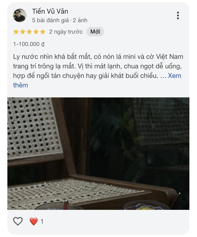 Phản hồi của kh&aacute;ch h&agrave;ng sau khi thưởng thức đồ uống với chiếc n&oacute;n l&aacute; độc đ&aacute;o (Ảnh: Google)