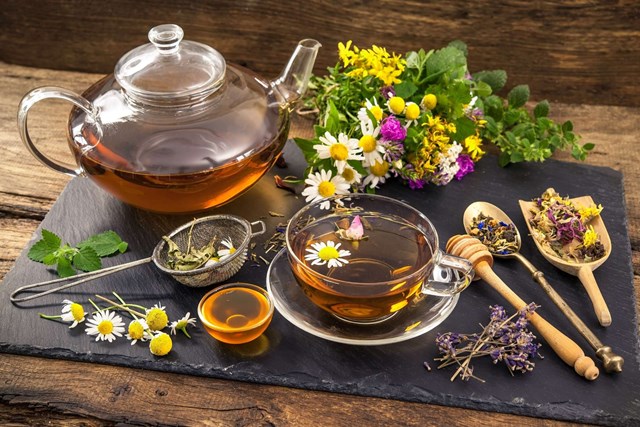 Tr&#224; thảo dược v&#224; sức khỏe người cao tuổi - Ảnh 1