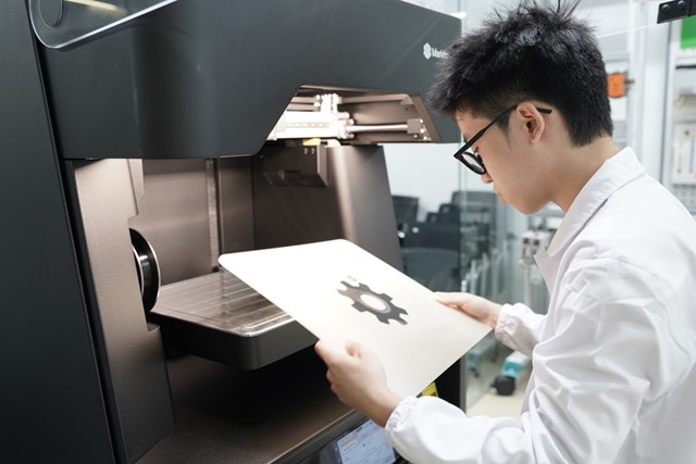 C&aacute;c s&aacute;ng kiến về ph&aacute;t triển năng lực cho người trẻ của Nestl&eacute; gi&uacute;p thu hẹp khoảng c&aacute;ch giữa đ&agrave;o tạo v&agrave; m&ocirc;i trường l&agrave;m việc thực tế, gi&uacute;p người trẻ gia tăng cơ hội t&igrave;m kiếm việc l&agrave;m. &nbsp;