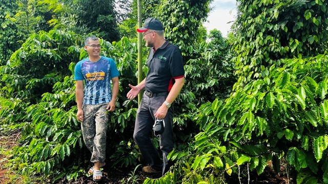 Chương tr&igrave;nh Agripreneurship-Nescaf&eacute; Plan kh&ocirc;ng những gi&uacute;p cải thiện sinh kế m&agrave; c&ograve;n gi&uacute;p trang bị những kiến thức khoa học về canh t&aacute;c c&agrave; ph&ecirc; bền vững cho n&ocirc;ng d&acirc;n, đặc biệt l&agrave; những người trẻ. &nbsp;