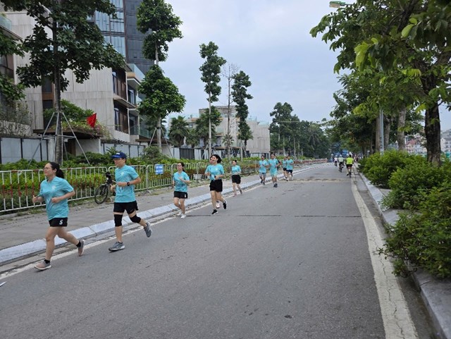 Hơn 1.500 người Vinamilk từ 30 đơn vị tr&ecirc;n cả nước c&ugrave;ng tham gia Giải chạy bộ trực tuyến ch&agrave;o mừng 50 năm th&agrave;nh lập c&ocirc;ng ty (Ảnh: NVCC). &nbsp;