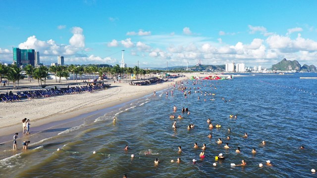 Sun Centro Town sở hữu đặc quyền &ldquo;một bước ch&acirc;n&rdquo; ra biển. Ảnh: &Aacute;nh Dương &nbsp;