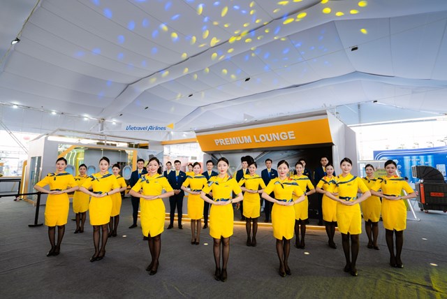 Vietravel Airlines hướng tới mục ti&ecirc;u trở th&agrave;nh h&atilde;ng h&agrave;ng kh&ocirc;ng xanh, chuy&ecirc;n nghiệp, hiện đại v&agrave; bền vững h&agrave;ng đầu khu vực &nbsp;