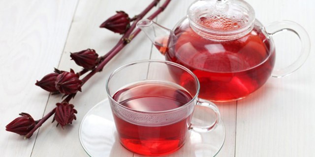 Vị chua thanh c&ugrave;ng hương thơm dịu nhẹ đ&atilde; tạo n&ecirc;n n&eacute;t ri&ecirc;ng biệt cho tr&agrave; hoa Hibiscus (Ảnh minh hoạ)