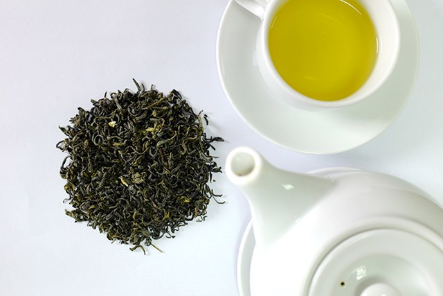 Trà đinh Thái Nguyên chứa nhiều catechin quý, hỗ trợ giảm cholesterol, ngăn ngừa xơ vữa động mạch và trở thành người bạn đồng hành tin cậy cho hành trình sống khỏe, phòng ngừa bệnh mạn tính.