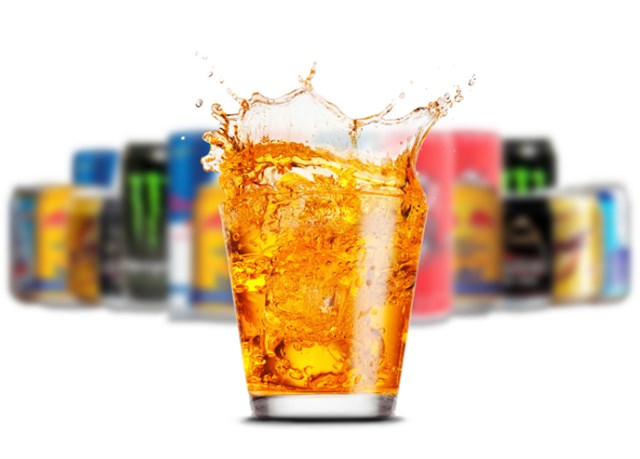 Một lon nước tăng lực 250ml c&oacute; thể chứa đến 80mg caffeine g&acirc;y ra nhiều t&aacute;c động đối với cơ thể. (Ảnh minh hoạ - Nguồn Internet)&nbsp;&nbsp;