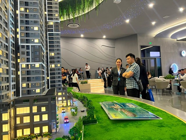 Chiến lược đầu tư nh&agrave; ở trong bối cảnh l&atilde;i suất biến động. &nbsp;