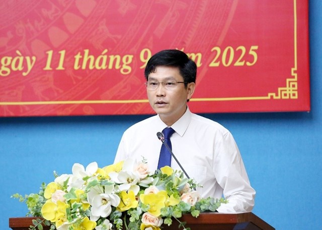 Đồng ch&iacute; Ng&ocirc; Ch&iacute; Tuệ ph&aacute;t biểu nhận nhiệm vụ