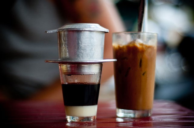 Caffeine - th&agrave;nh phần chủ yếu trong c&agrave; ph&ecirc; được biết đến với khả năng k&iacute;ch th&iacute;ch hệ thần kinh trung ương (Ảnh minh họa)