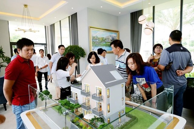 Gi&#225; nh&#224; leo thang, giấc mơ an cư ng&#224;y c&#224;ng xa tầm với - Ảnh 1