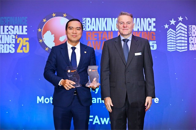 &Ocirc;ng Đ&agrave;m Thế Th&aacute;i- Ph&oacute; Tổng Gi&aacute;m đốc HDBank nhận hai giải thưởng quốc tế tại Lễ trao giải Asian Banking &amp; Finance Awards 2025 tổ chức tại Singapore &nbsp;
