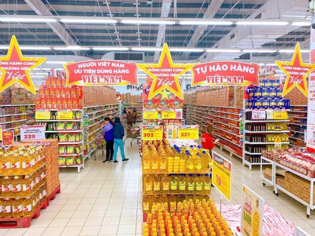 Mỗi chương tr&igrave;nh l&agrave; một c&acirc;u chuyện về chất lượng, nỗ lực v&agrave; kh&aacute;t vọng ph&aacute;t triển của doanh nghiệp, qua đ&oacute; g&oacute;p phần lan tỏa niềm tự h&agrave;o về h&agrave;ng Việt, củng cố niềm tin của người ti&ecirc;u d&ugrave;ng v&agrave; đưa thương hiệu Việt ng&agrave;y c&agrave;ng vươn xa.