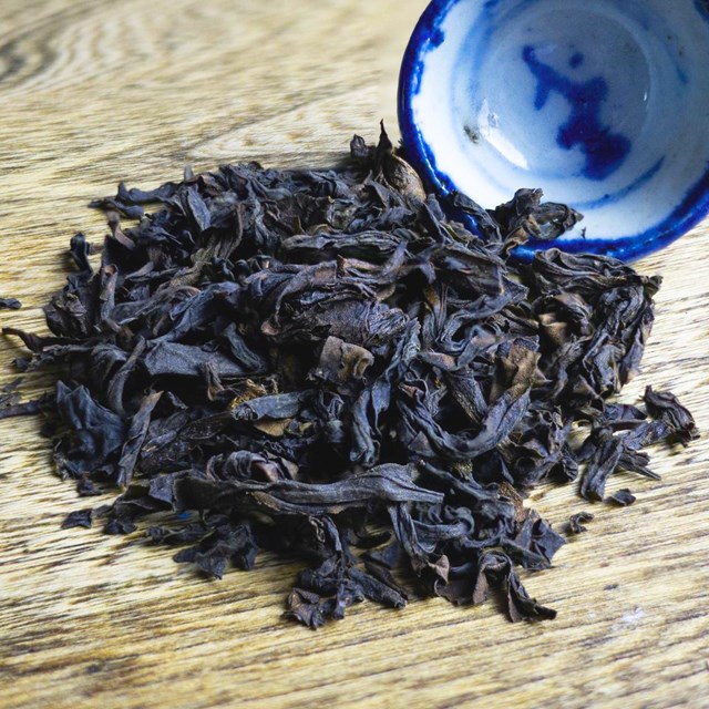 Tr&agrave; Đại Hồng B&agrave;o