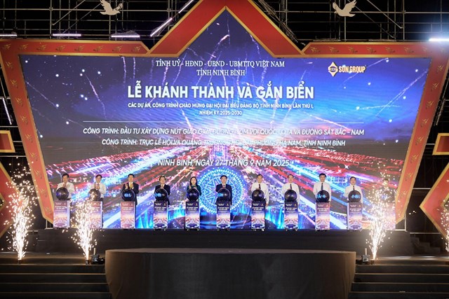 Nghi lễ kh&aacute;nh th&agrave;nh v&agrave; gắn biển c&aacute;c c&ocirc;ng tr&igrave;nh &nbsp;