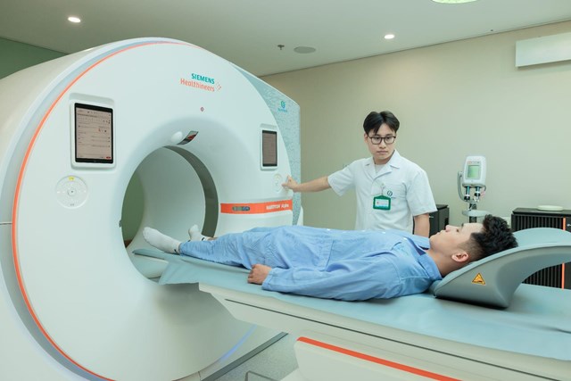 BVĐK Phương Đ&ocirc;ng l&agrave; đơn vị đầu ti&ecirc;n tại miền Bắc sở hữu si&ecirc;u m&aacute;y CT Photon &nbsp;