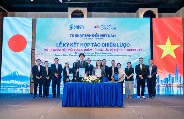 Trong khu&ocirc;n khổ hợp t&aacute;c, Long Ch&acirc;u v&agrave; Santen sẽ triển khai c&aacute;c chương tr&igrave;nh chăm s&oacute;c v&agrave; bảo vệ mắt cho người Việt. &nbsp;