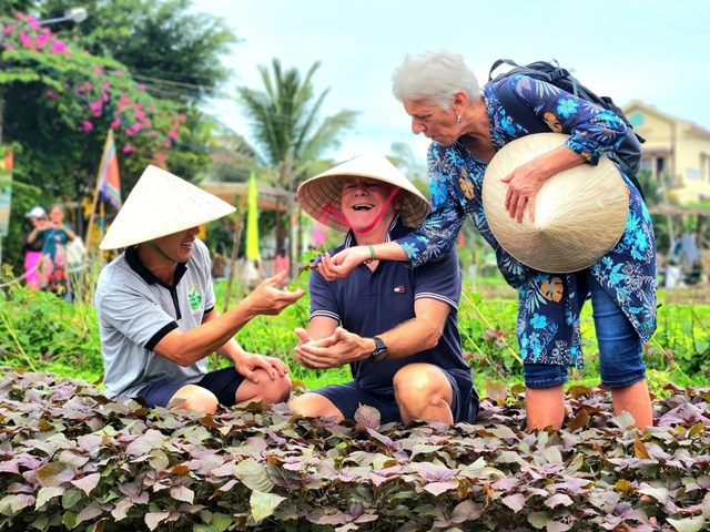 Du lịch n&ocirc;ng th&ocirc;n &ndash; C&aacute;nh cửa mới cho ph&aacute;t triển kinh tế xanh. &nbsp;