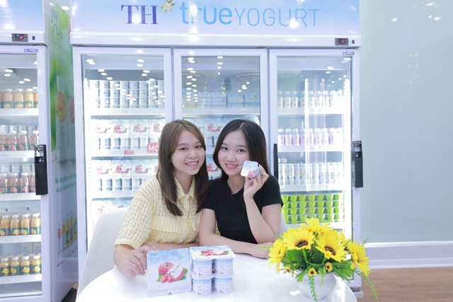 Những hương vị sữa chua ăn TH true YOGURT &quot;được l&#242;ng&quot; c&#225;c gia đ&#236;nh - Ảnh 1