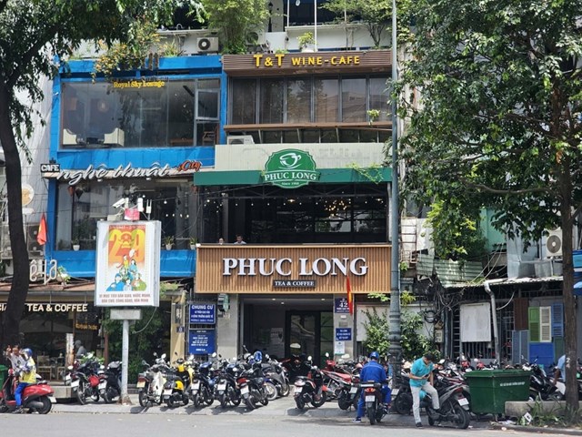 Thị trường F&amp;B tăng thêm 30.000 điểm bán: Áp lực dồn về các nút giao trung tâm - Ảnh 2