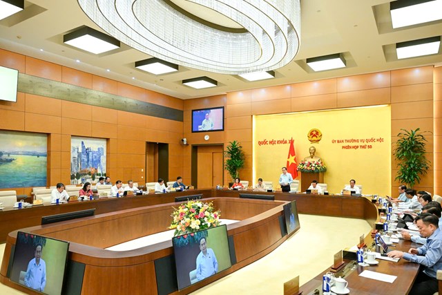 To&agrave;n cảnh phi&ecirc;n họp